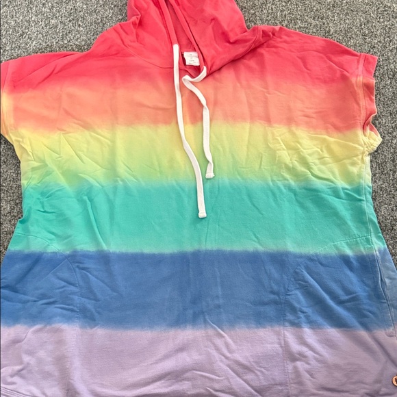 Livi Active Rainbow Gradient Short Sleeve Hoodie - Picture 3 of 7